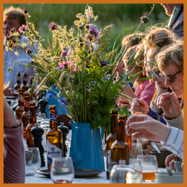 Langbordsmiddag / Communal dining